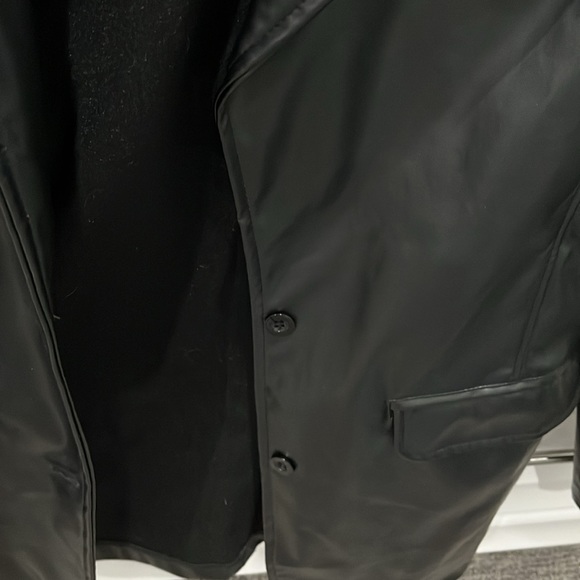 Leather coat - Picture 2 of 3